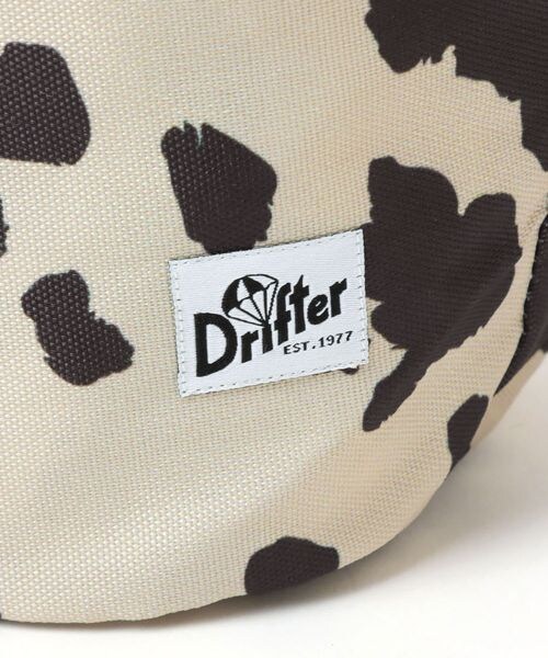 LEPSIM（レプシィム）の「キンチャクバッグ（バッグ・レディース・ダルメシアン10/カウ柄50/ブルー85・ONE SIZE）」の20枚目の写真