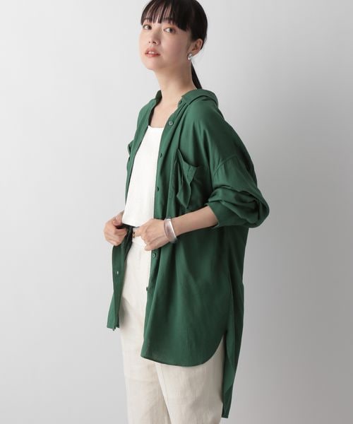 LOWRYS FARM（ローリーズファーム）の「エコレーヨンリネンロングシャツ（トップス・レディース・ブラック09/ピンク25/ベージュ51/グリーン72/グリーン75/パープル95・F）」の5枚目の写真