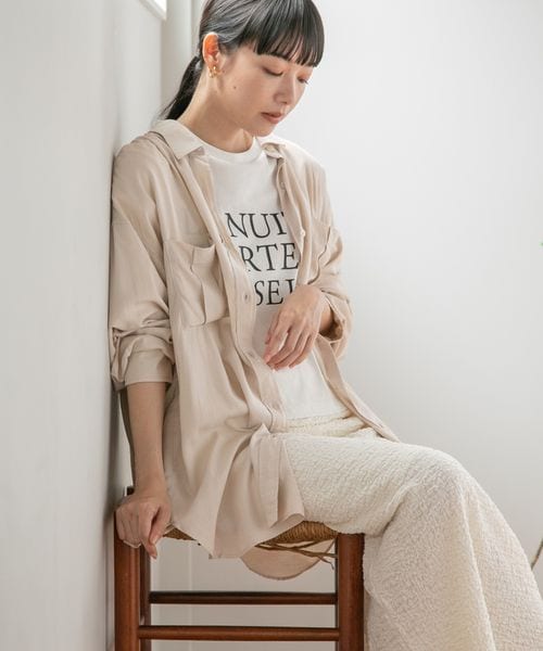 LOWRYS FARM（ローリーズファーム）の「エコレーヨンリネンロングシャツ（トップス・レディース・ブラック09/ピンク25/ベージュ51/グリーン72/グリーン75/パープル95・F）」の3枚目の写真