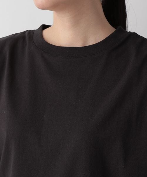 LOWRYS FARM（ローリーズファーム）の「ショルダースクエアノースリーブ（トップス・レディース・オフ05/ブラック09/チャコールグレー18・F）」の14枚目の写真