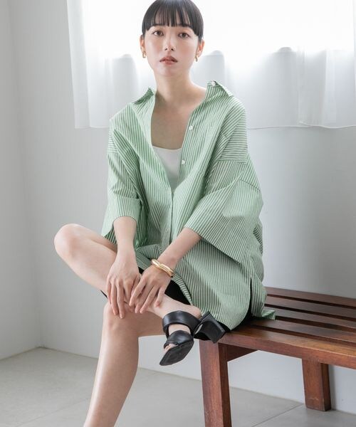 LOWRYS FARM（ローリーズファーム）の「ストライプオーバーシャツ（トップス・レディース・ブラック09/オレンジ45/グリーン75/ブルー85・F）」の11枚目の写真