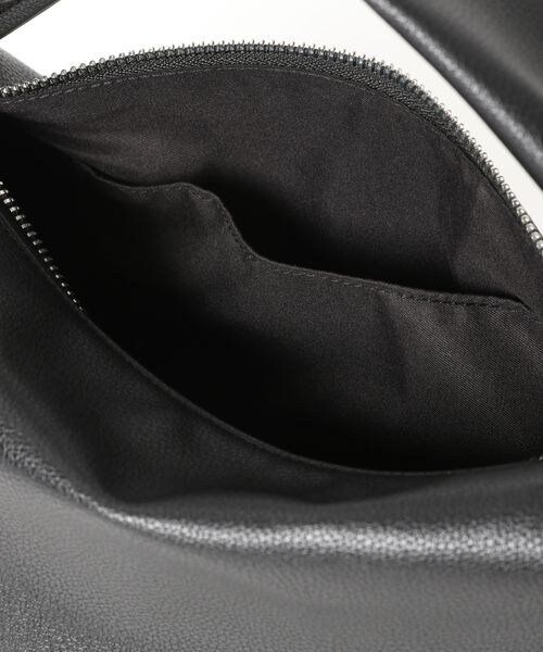 LOWRYS FARM（ローリーズファーム）の「柔ら軽いハーフムーンＢＡＧ（バッグ・レディース・アイボリー08/ブラック09/ピンク20・FREE）」の12枚目の写真