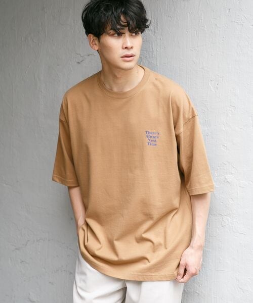 LOWRYS FARM（ローリーズファーム）の「バックロゴプリントＴシャツ（トップス・メンズ・ホワイト02/ホワイト03/ブラック09/ブラウン52・M/L）」の17枚目の写真