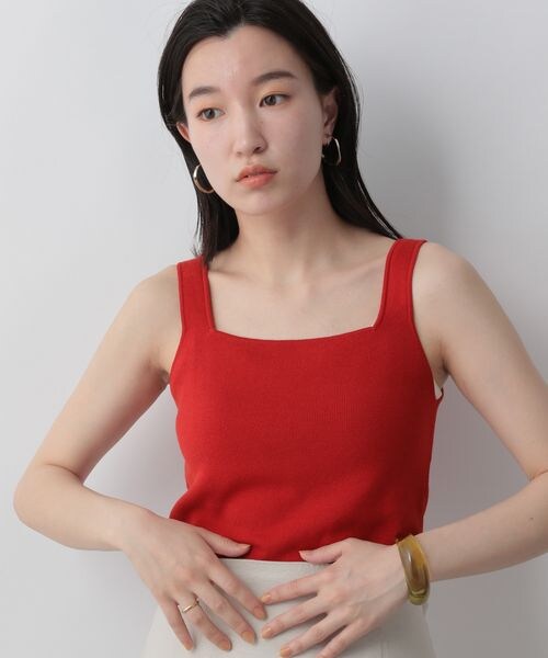 LOWRYS FARM（ローリーズファーム）の「ソウバリスクエアタンクトップ（トップス・レディース・オフ05/ブラック09/レッド35/ブラウン55/イエロー65/グリーン72・F）」の3枚目の写真