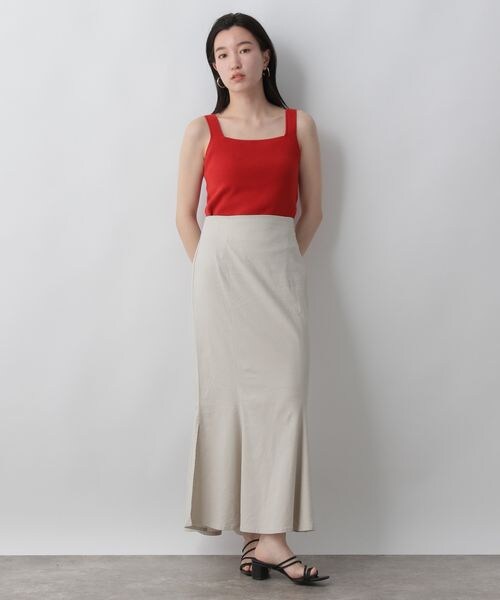 LOWRYS FARM（ローリーズファーム）の「ソウバリスクエアタンクトップ（トップス・レディース・オフ05/ブラック09/レッド35/ブラウン55/イエロー65/グリーン72・F）」の11枚目の写真