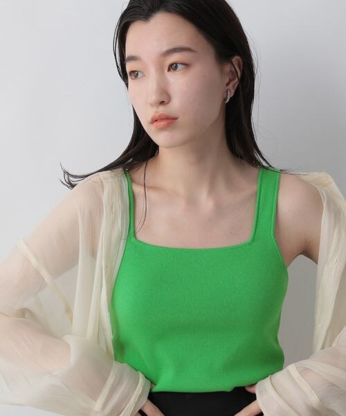 LOWRYS FARM（ローリーズファーム）の「ソウバリスクエアタンクトップ（トップス・レディース・オフ05/ブラック09/レッド35/ブラウン55/イエロー65/グリーン72・F）」の6枚目の写真