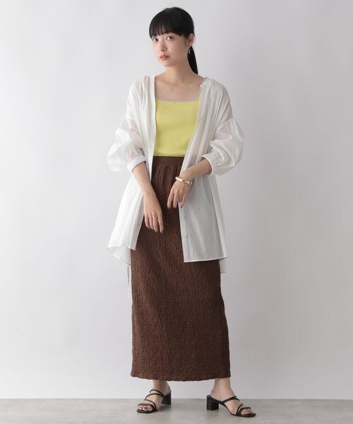 LOWRYS FARM（ローリーズファーム）の「ソウバリスクエアタンクトップ（トップス・レディース・オフ05/ブラック09/レッド35/ブラウン55/イエロー65/グリーン72・F）」の15枚目の写真