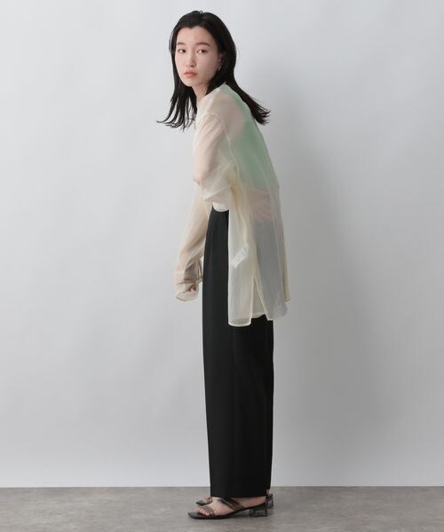 LOWRYS FARM（ローリーズファーム）の「ソウバリスクエアタンクトップ（トップス・レディース・オフ05/ブラック09/レッド35/ブラウン55/イエロー65/グリーン72・F）」の18枚目の写真