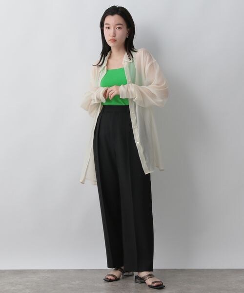 LOWRYS FARM（ローリーズファーム）の「ソウバリスクエアタンクトップ（トップス・レディース・オフ05/ブラック09/レッド35/ブラウン55/イエロー65/グリーン72・F）」の17枚目の写真