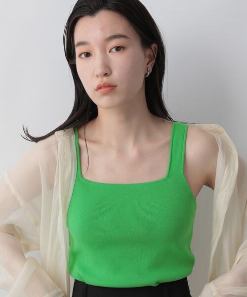 LOWRYS FARM（ローリーズファーム）の「ソウバリスクエアタンクトップ（トップス・レディース・オフ05/ブラック09/レッド35/ブラウン55/イエロー65/グリーン72・F）」の21枚目の写真