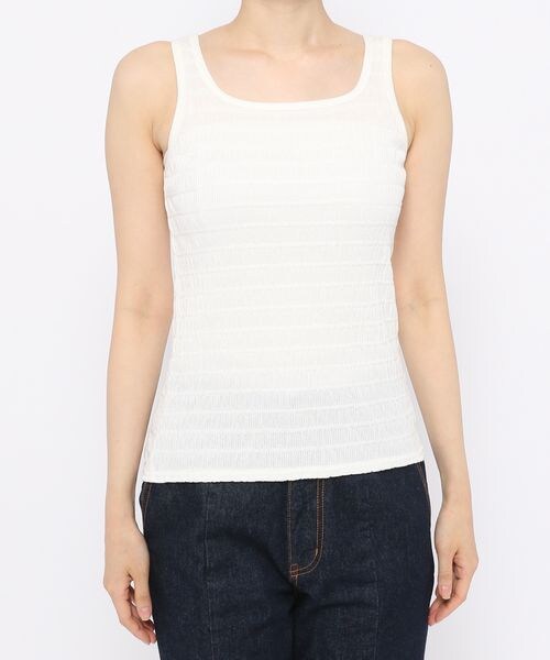 LOWRYS FARM（ローリーズファーム）の「シャーリングタンク（トップス・レディース・オフ05/ブラック09/オレンジ45/グリーン72/パープル92・F）」の11枚目の写真