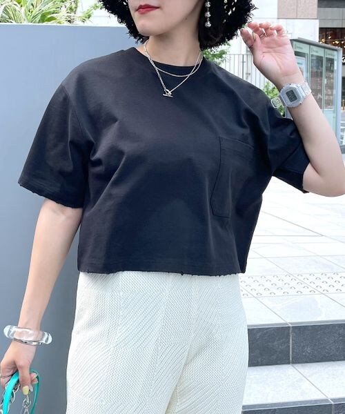 PAGEBOY(ページボーイ)の「ダメージショートTシャツ(トップス・レディース・オフホワイト05/ブラック09/コーラル28/チョコ58・F)」の10枚目の写真