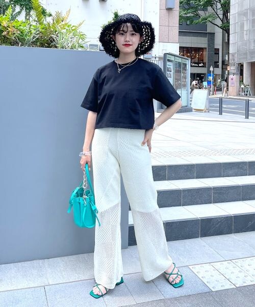 PAGEBOY(ページボーイ)の「ダメージショートTシャツ(トップス・レディース・オフホワイト05/ブラック09/コーラル28/チョコ58・F)」の8枚目の写真