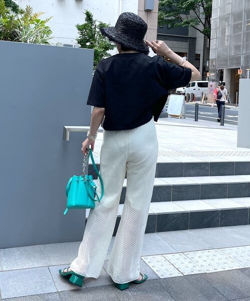 PAGEBOY(ページボーイ)の「ダメージショートTシャツ(トップス・レディース・オフホワイト05/ブラック09/コーラル28/チョコ58・F)」の9枚目の写真