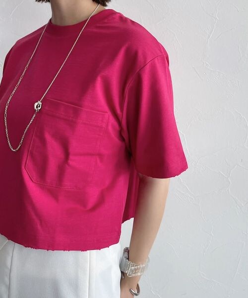 PAGEBOY(ページボーイ)の「ダメージショートTシャツ(トップス・レディース・オフホワイト05/ブラック09/コーラル28/チョコ58・F)」の14枚目の写真