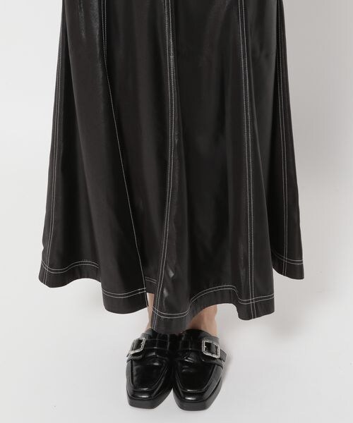PAGEBOY（ページボーイ）の「CORE / レザーコーティングスカート（スカート・レディース・オフホワイト05/ブラック09・FREE）」の21枚目の写真