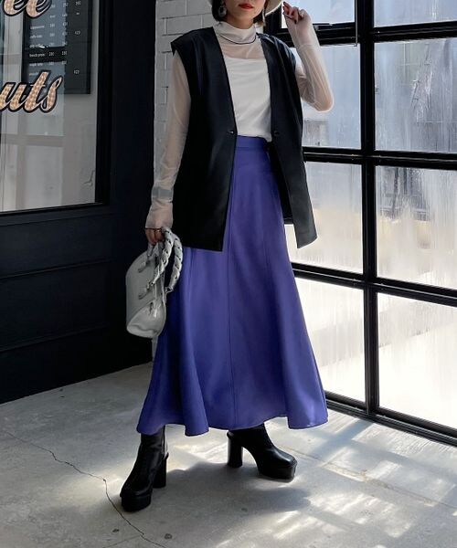 PAGEBOY（ページボーイ）の「ワイドフレアスカート（スカート・レディース・ブラック09/グレージュ12/ロイヤルブルー83・F）」の12枚目の写真