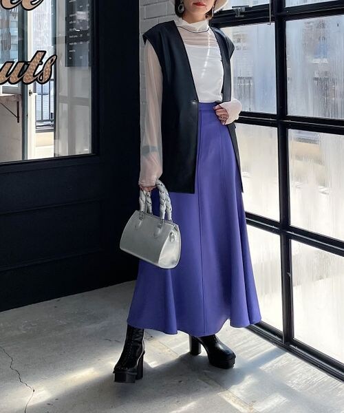 PAGEBOY（ページボーイ）の「ワイドフレアスカート（スカート・レディース・ブラック09/グレージュ12/ロイヤルブルー83・F）」の14枚目の写真