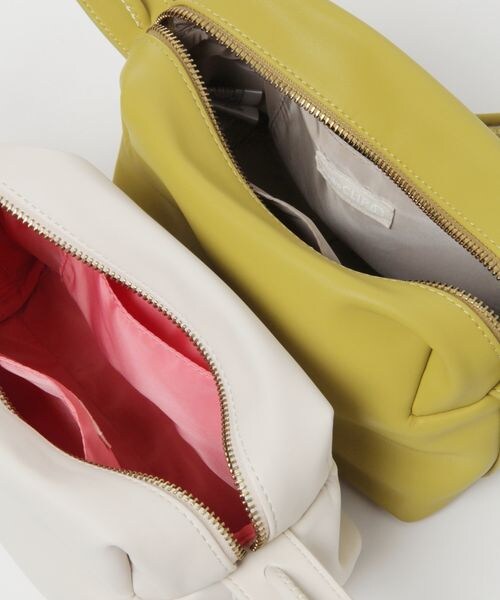 studio CLIP（スタディオクリップ）の「やわらかポシェット（バッグ・レディース・ブラック19/アイボリー52/イエロー60・F）」の15枚目の写真