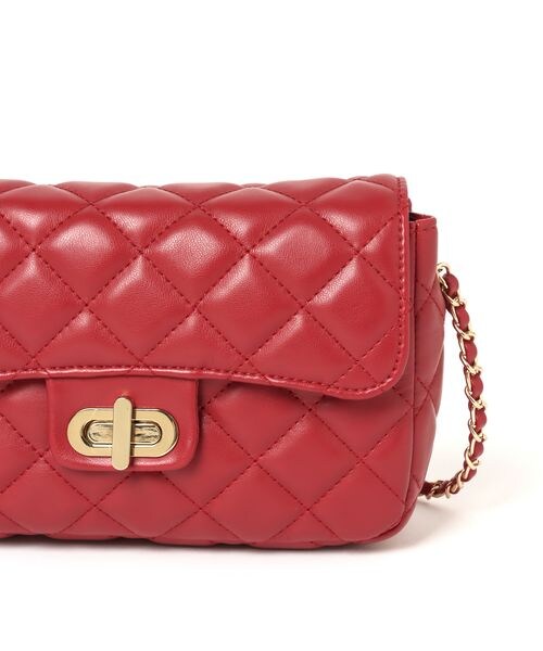 mysty woman（ミスティウーマン）の「レクタングルチェーンBAG（バッグ・レディース・ホワイト05/ブラック09/ビンテージレッド38・F）」の13枚目の写真