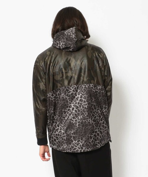 ROYAL FLASH（ロイヤルフラッシュ）の「【別注】1piu1 uguale3/ウノ ピゥ ウノ ウグァーレ トレ/113 スポーツ クレイジー柄ナイロンブルゾン（ジャケット/アウター・アザー・3）」の4枚目の写真