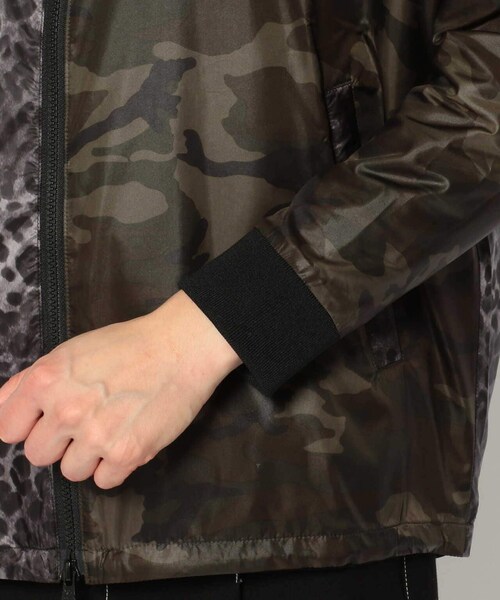 ROYAL FLASH（ロイヤルフラッシュ）の「【別注】1piu1 uguale3/ウノ ピゥ ウノ ウグァーレ トレ/113 スポーツ クレイジー柄ナイロンブルゾン（ジャケット/アウター・アザー・3）」の8枚目の写真