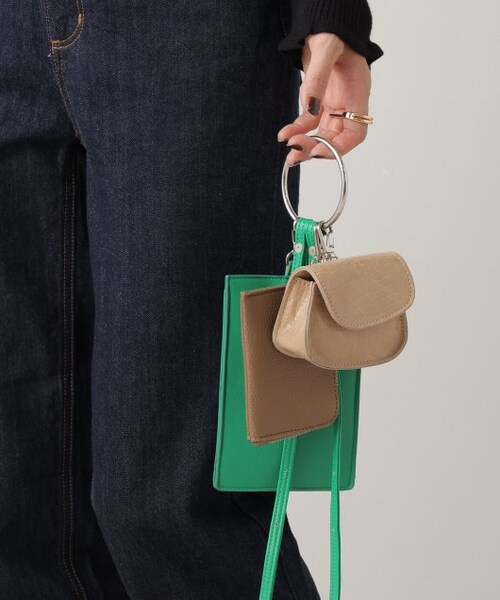 frames RAY CASSIN（フレームスレイカズン）の「リングハンドルマルチショルダー（バッグ・レディース・クロ/グリーン/キナリ・FREE）」の2枚目の写真