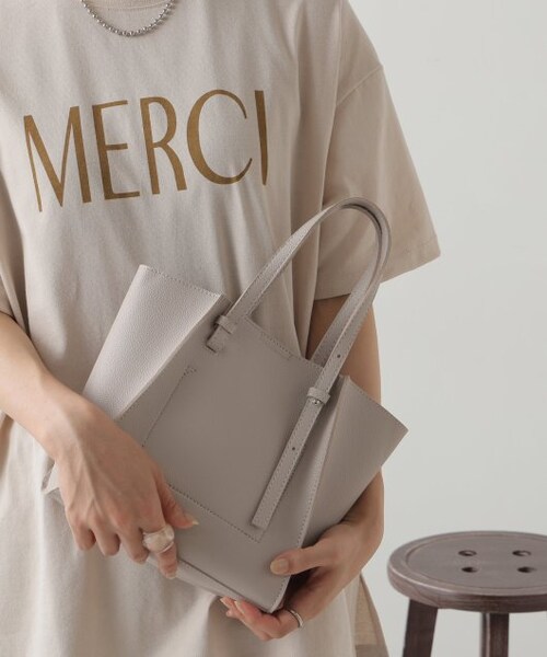 frames RAY CASSIN(フレームスレイカズン)の「ライト2WAYトート(バッグ・レディース・クロ/ライトグレー/ミント・FREE)」の2枚目の写真