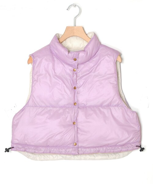 w closet（ダブルクローゼット）の「★先行予約★【リバーシブル】フェイクダウンベスト【8月下旬入荷】（ジャケット/アウター・レディース・エクリュ/ラベンダー/ブルー/キミドリ/ブラック/サックス/花柄/オレンジ・FREE）」の7枚目の写真