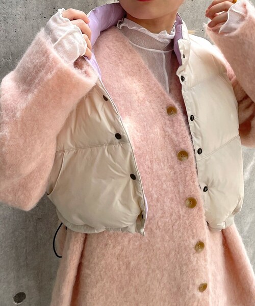 w closet（ダブルクローゼット）の「★先行予約★【リバーシブル】フェイクダウンベスト【8月下旬入荷】（ジャケット/アウター・レディース・エクリュ/ラベンダー/ブルー/キミドリ/ブラック/サックス/花柄/オレンジ・FREE）」の15枚目の写真