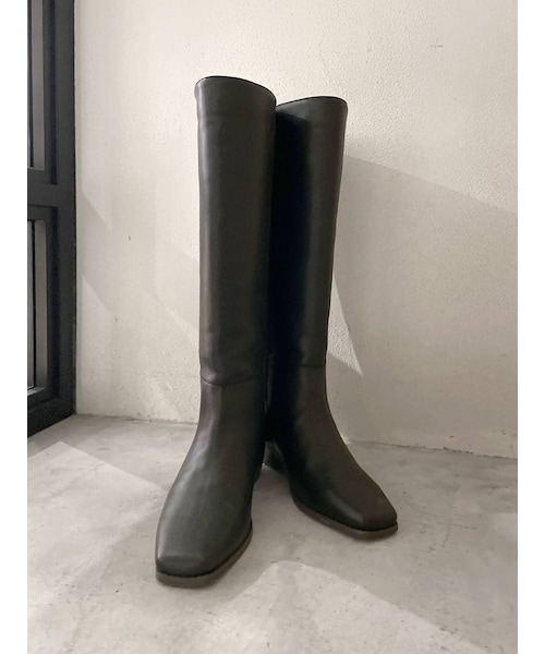 Ungrid(アングリッド)の「スクエアトゥロングブーツ(その他シューズ・アイボリー/ブラック・L/M/S)」の8枚目の写真