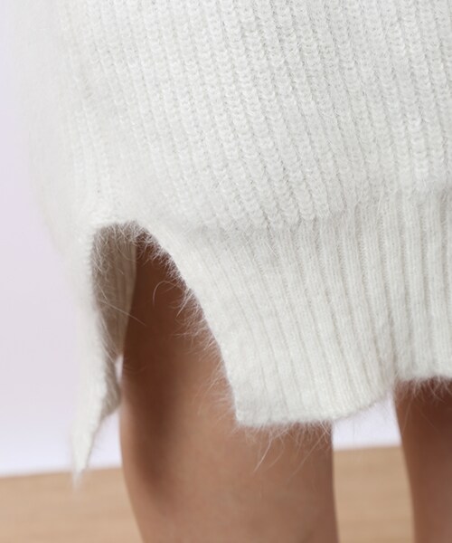 CINOH（チノ）の「ノースリーブボトルネックプルオーバー WHT（その他・レディース・WHT/BLK・38）」の6枚目の写真