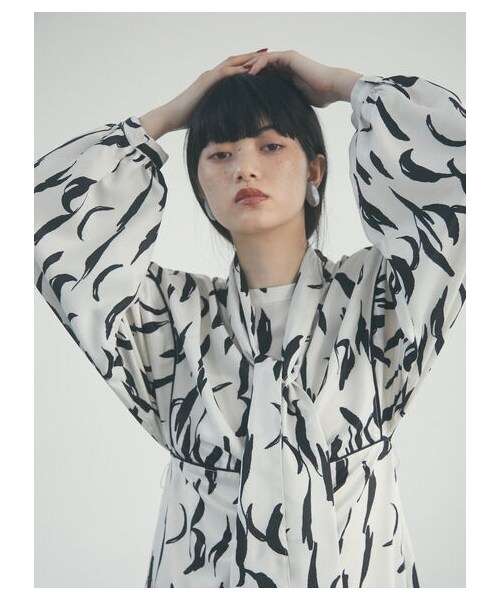 Green　Parks（グリーンパークス）の「【予約】armonia.ペチ付きウエスト紐柄ワンピース（ワンピース/ドレス・オフホワイト/ブラック・F）」の14枚目の写真