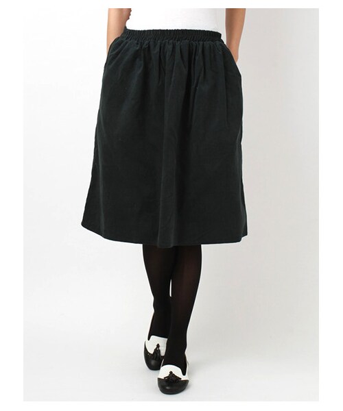 Green Parks fuuwa（グリーンパークスフーワ）の「・B コーデュロイフレアスカート（スカート・レディース・オフホワイト/グレー/ボルドー/ベージュ/グリーン/ブルー/ネイビー・M/L）」の4枚目の写真