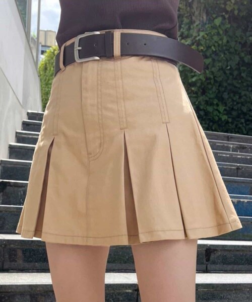one after another NICE CLAUP(ワンアフターアナザーナイスクラップ)の「ベルト付プリーツスカート(スカート・レディース・ケミカルウォッシュ/ベージュ/ブラウン/ブラック・0)」の3枚目の写真