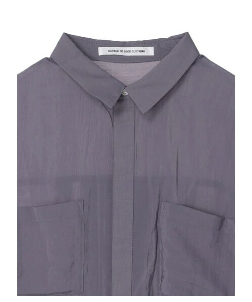 GARAGE OF GOOD CLOTHING(ガレージオブグッドクロージング)の「バックタックシャツワンピース(ワンピース/ドレス・ブラック/ベージュ/サックスブルー・F)」の4枚目の写真