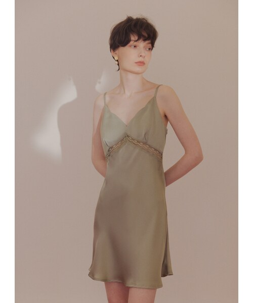 Marjorie（マージョリー）の「慵懶相擁，優雅蕾絲拼接綁帶睡衣罩衫（ジャケット/アウター・レディース・杏/綠・S/M/L）」の15枚目の写真
