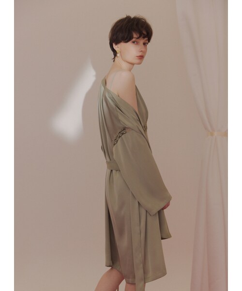 Marjorie（マージョリー）の「慵懶相擁，優雅蕾絲拼接綁帶睡衣罩衫（ジャケット/アウター・レディース・杏/綠・S/M/L）」の12枚目の写真