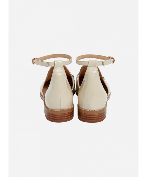 Marjorie（マージョリー）の「魔幻時刻，真皮金屬釦飾環帶平底鞋（シューズ・レディース・杏/黑・230/235/240/245/250）」の8枚目の写真