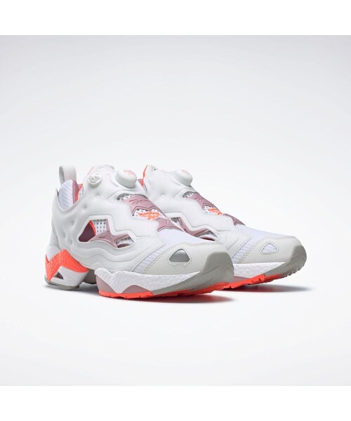 Reebok（リーボック）の「インスタポンプ フューリー95 / Instapump Fury 95（シューズ・フットウェアホワイト/オレンジフレア/インフューズドライラック(GX9430)/コアブラック/クラシックティール/ボールドパープル(GX9431)/フットウェアホワイト/ピュアグレー/フットウェアホワイト(GX9432)/コアブラック/フットウェアホワイト/コアブラック(GX9433)/フットウェアホワイト/ベクターレッド/ベクターブルー(GY1631)/アラバスター/フットウェアホワイト/モダンベージュ(GZ2185)）」の4枚目の写真