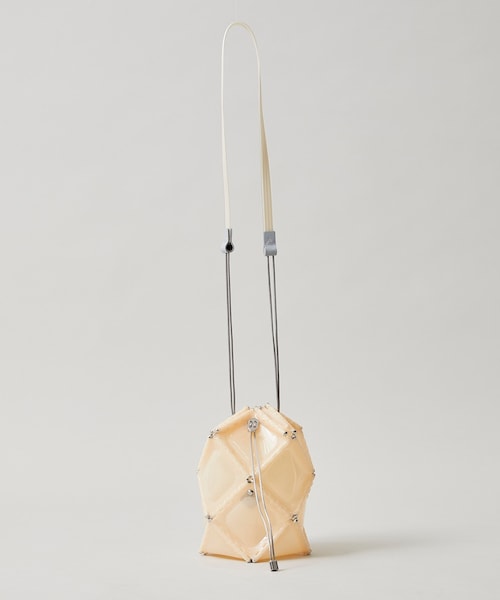 52 by HIKARUMATSUMURA（ゴジュウニバイヒカルマツムラ）の「アスタリスクミディアム（ハンドバッグ・レディース・L.GRY/BLK/BGE/TAN/PPL・FREE）」の3枚目の写真