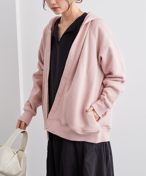 PUAL CE CIN（ピュアルセシン）の「裏起毛フードブルゾン（カーディガン/ボレロ・レディース・ベージュ/グレイッシュベージュ/ブラック/イエロー/ピンク/ブルー系その他・FREE）」の4枚目の写真