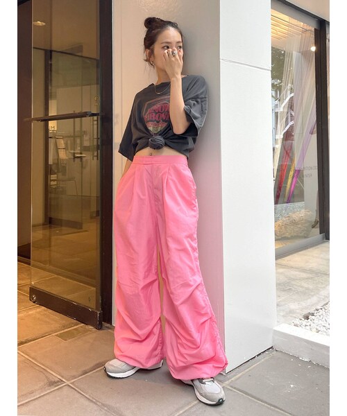 Ungrid(アングリッド)の「【WEB限定】ナイロンドロストパンツ(パンツ・オレンジ/ピンク/チャコールグレー/グリーン/パープル・F)」の8枚目の写真