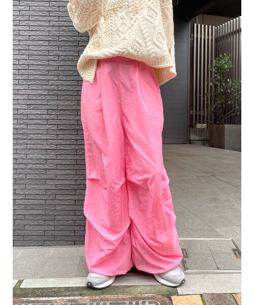 Ungrid(アングリッド)の「【WEB限定】ナイロンドロストパンツ(パンツ・オレンジ/ピンク/チャコールグレー/グリーン/パープル・F)」の1枚目の写真