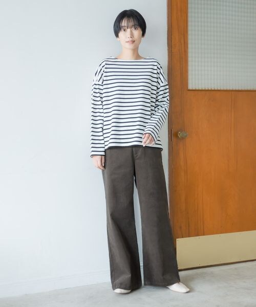 LEPSIM（レプシィム）の「ストレッチコーデュロイパンツ（パンツ・レディース・オフホワイト05/カーキ78/ブルー85・M/L）」の7枚目の写真