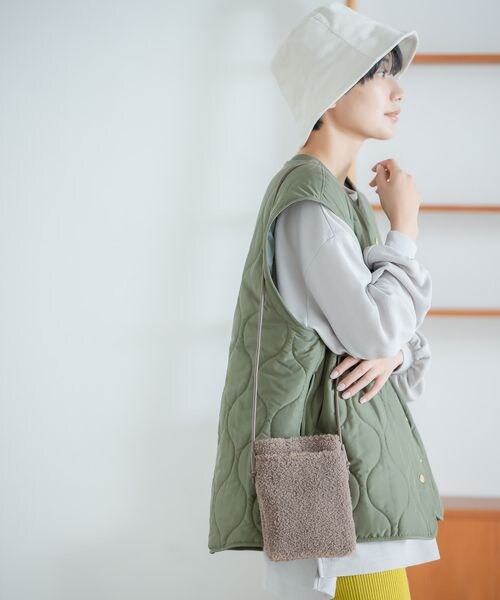 LEPSIM（レプシィム）の「アソートスマホショルダー（バッグ・レディース・アイボリー08/チェッカー09/ブラウン58・ONE SIZE）」の3枚目の写真