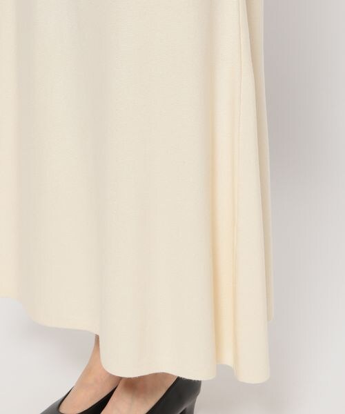 LEPSIM（レプシィム）の「12ゲージ満たされフレアニットスカート（スカート・レディース・オフホワイト05/ブラック09/ピンク21/【WEB限定】フューシャピンク29/グリーン72・FREE SIZE）」の18枚目の写真