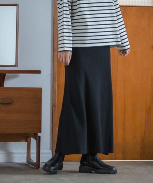 LEPSIM（レプシィム）の「12ゲージ満たされフレアニットスカート（スカート・レディース・オフホワイト05/ブラック09/ピンク21/【WEB限定】フューシャピンク29/グリーン72・FREE SIZE）」の2枚目の写真