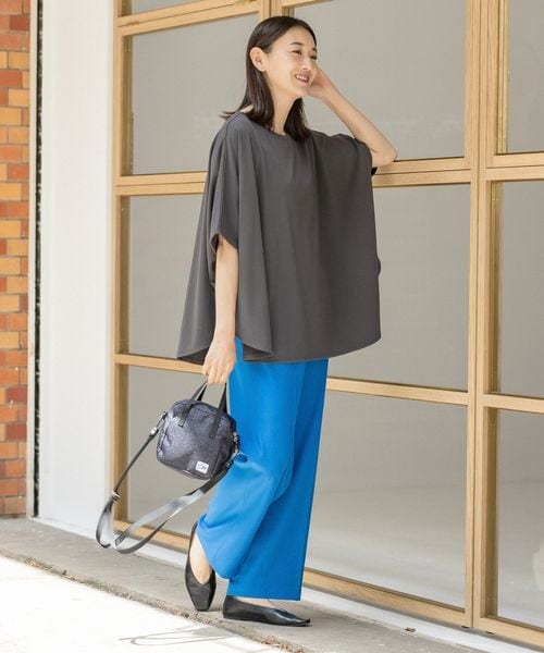 LEPSIM（レプシィム）の「嬉しい機能が付いたストレートパンツ（パンツ・レディース・ブラック09/グレージュ13/オレンジ45/ブルー85・SS/S/M/L/LL(WEB限定)）」の9枚目の写真