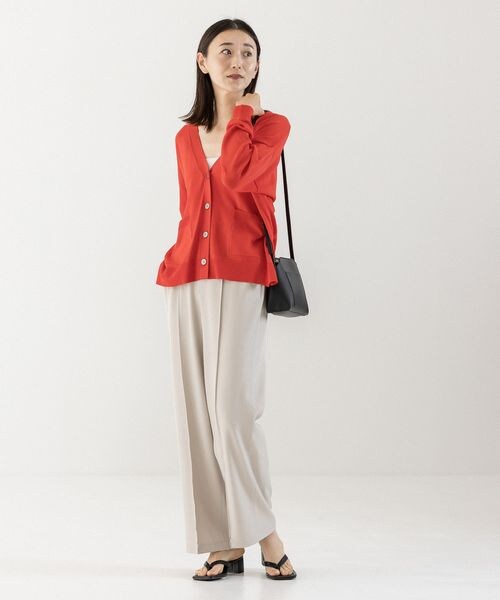 LEPSIM（レプシィム）の「嬉しい機能が付いたストレートパンツ（パンツ・レディース・ブラック09/グレージュ13/オレンジ45/ブルー85・SS/S/M/L/LL(WEB限定)）」の6枚目の写真